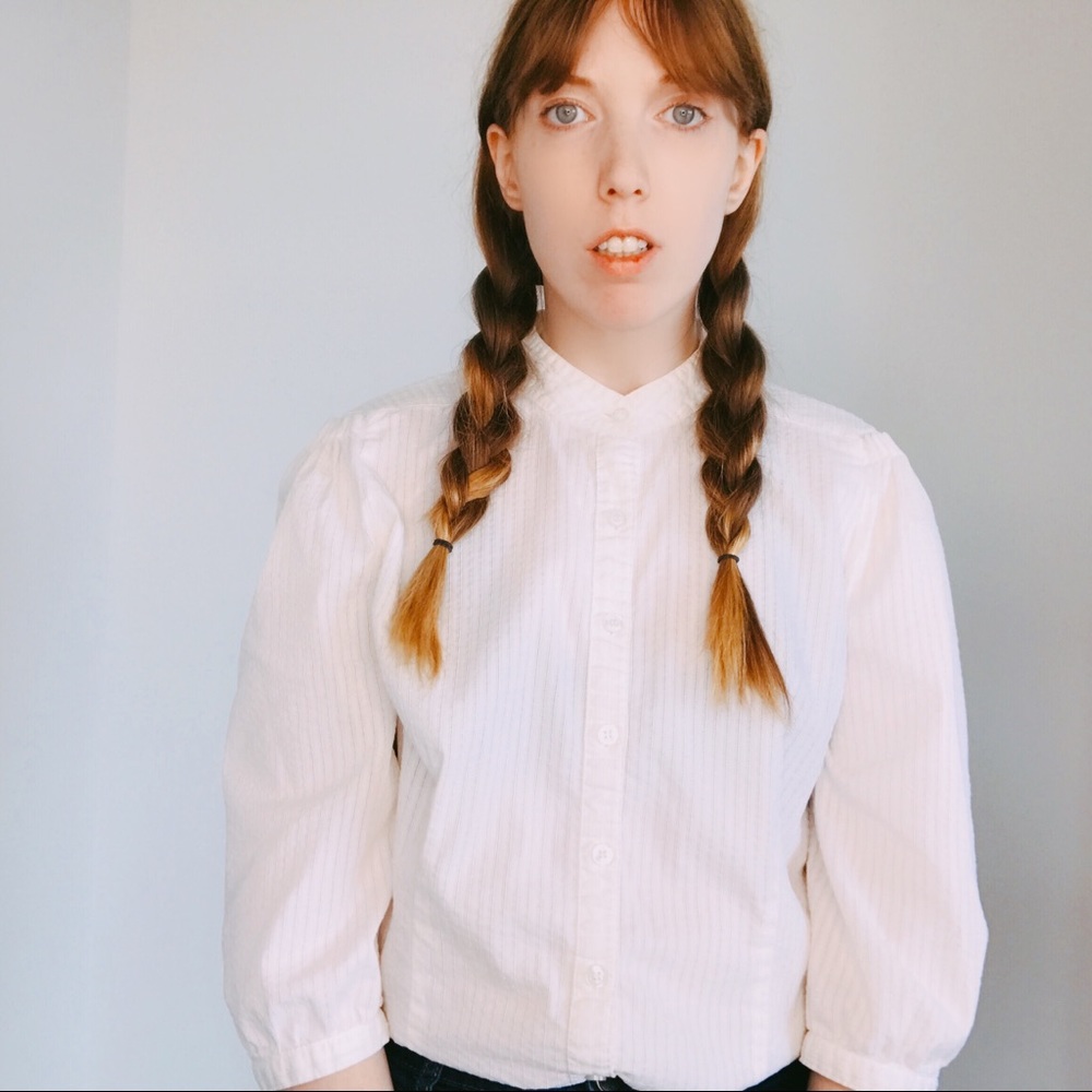 Apostrophe White Pinstripe Blouse Size Large